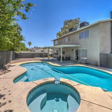 Stunning 4Br Home With Pool 3 Car Garage Upgrades Las Vegas Exterior photo